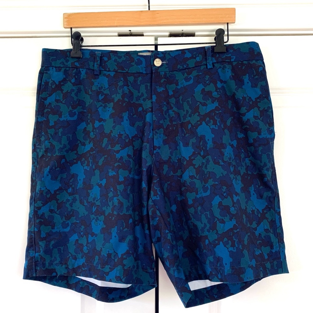 Peter Millar Golf Shorts Blue Camo Print Crown Sport Lightweight Performance 35